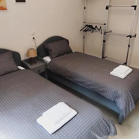 Avanda Corfu * Corfu (city)