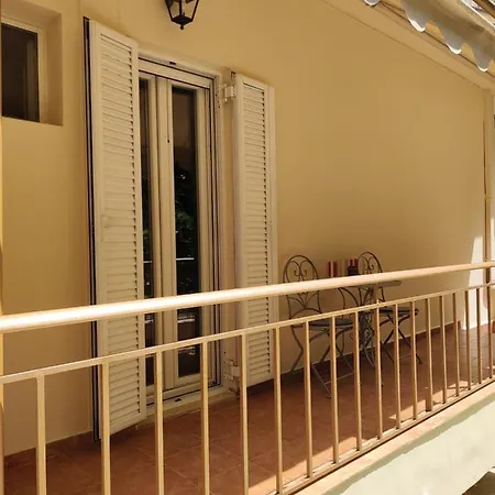 Avanda Corfu * Corfu (city)